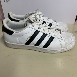 Adidas superstar size 5.5